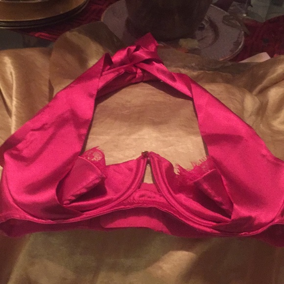 Hot Sexy Quarter Cup Bra - Picture 2 of 6